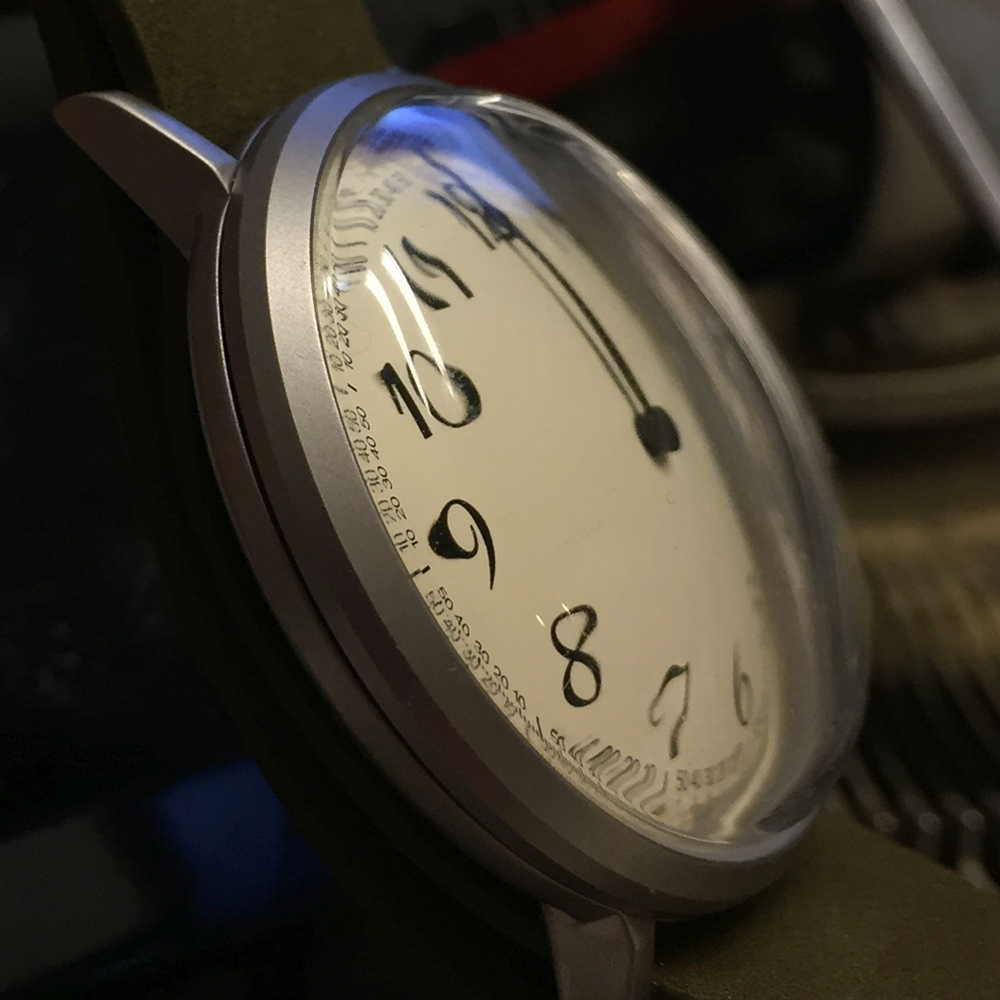 Red Star Limited 40mm Russian  - Tide Watch Surf avis et prix